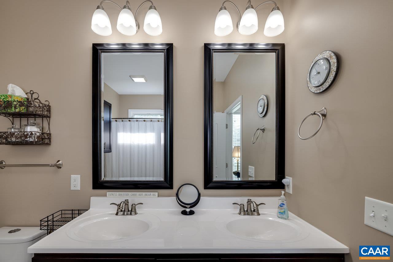 MEADOWBROOK - Residential