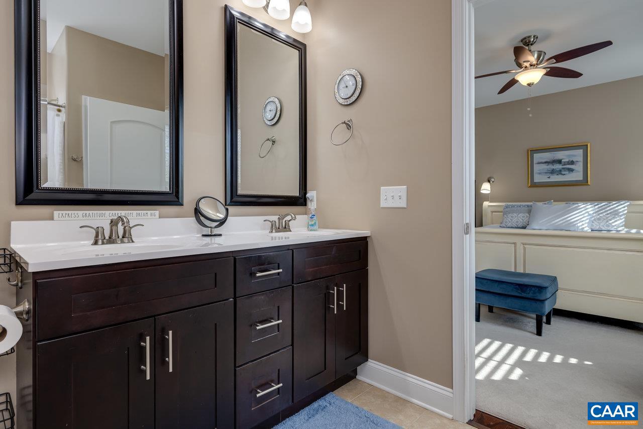 MEADOWBROOK - Residential