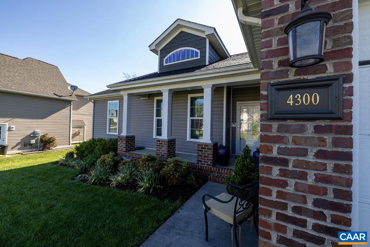 MEADOWBROOK - Residential