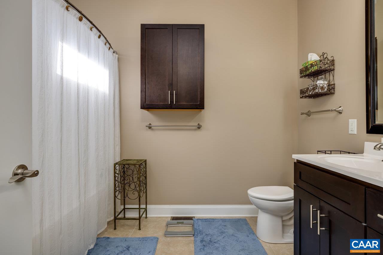 MEADOWBROOK - Residential