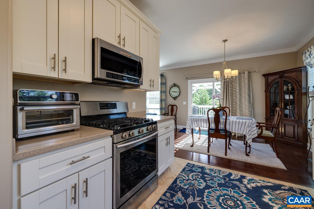 MEADOWBROOK - Residential