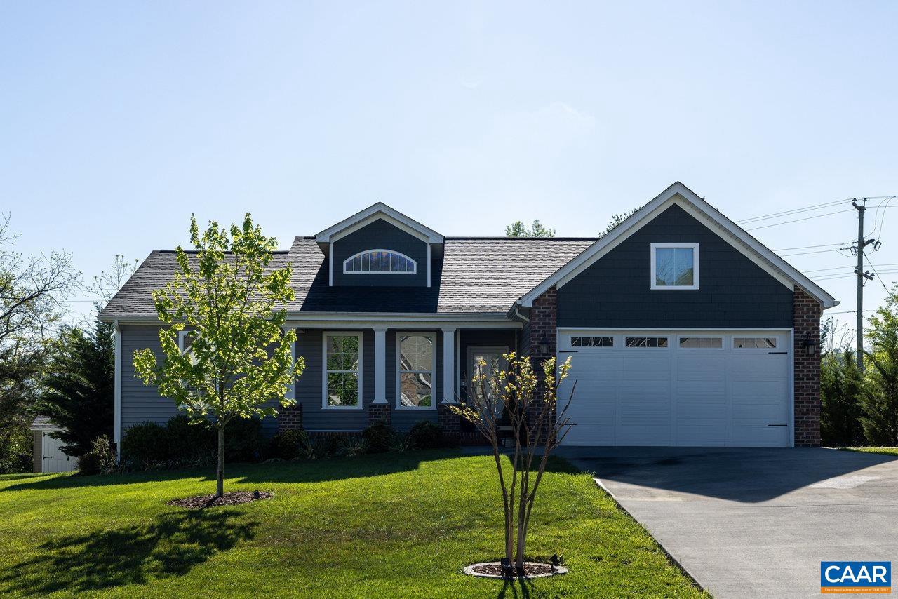 MEADOWBROOK - Residential