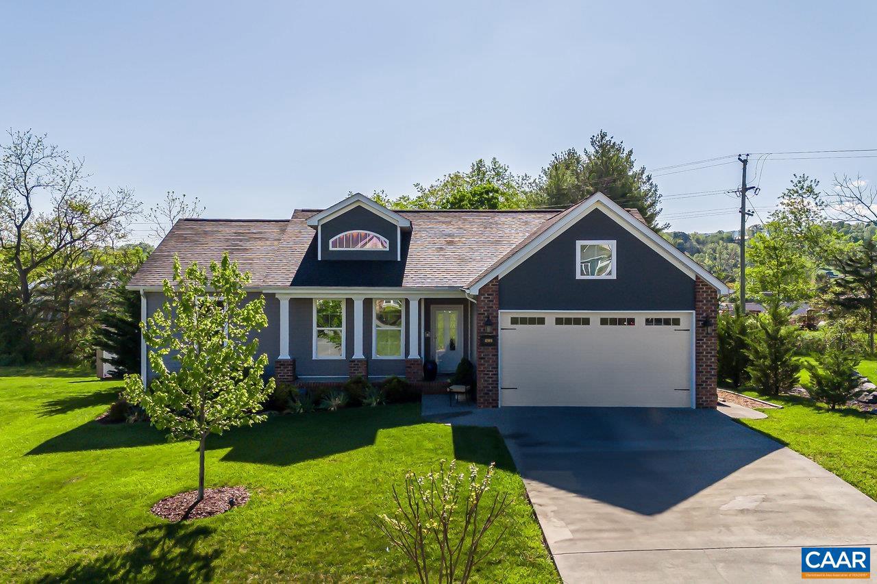 MEADOWBROOK - Residential