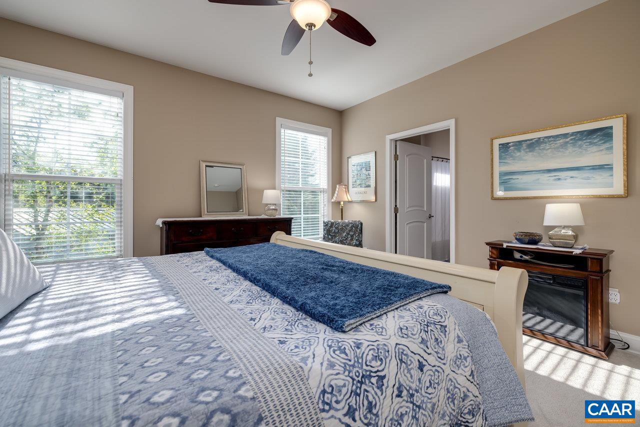 MEADOWBROOK - Residential