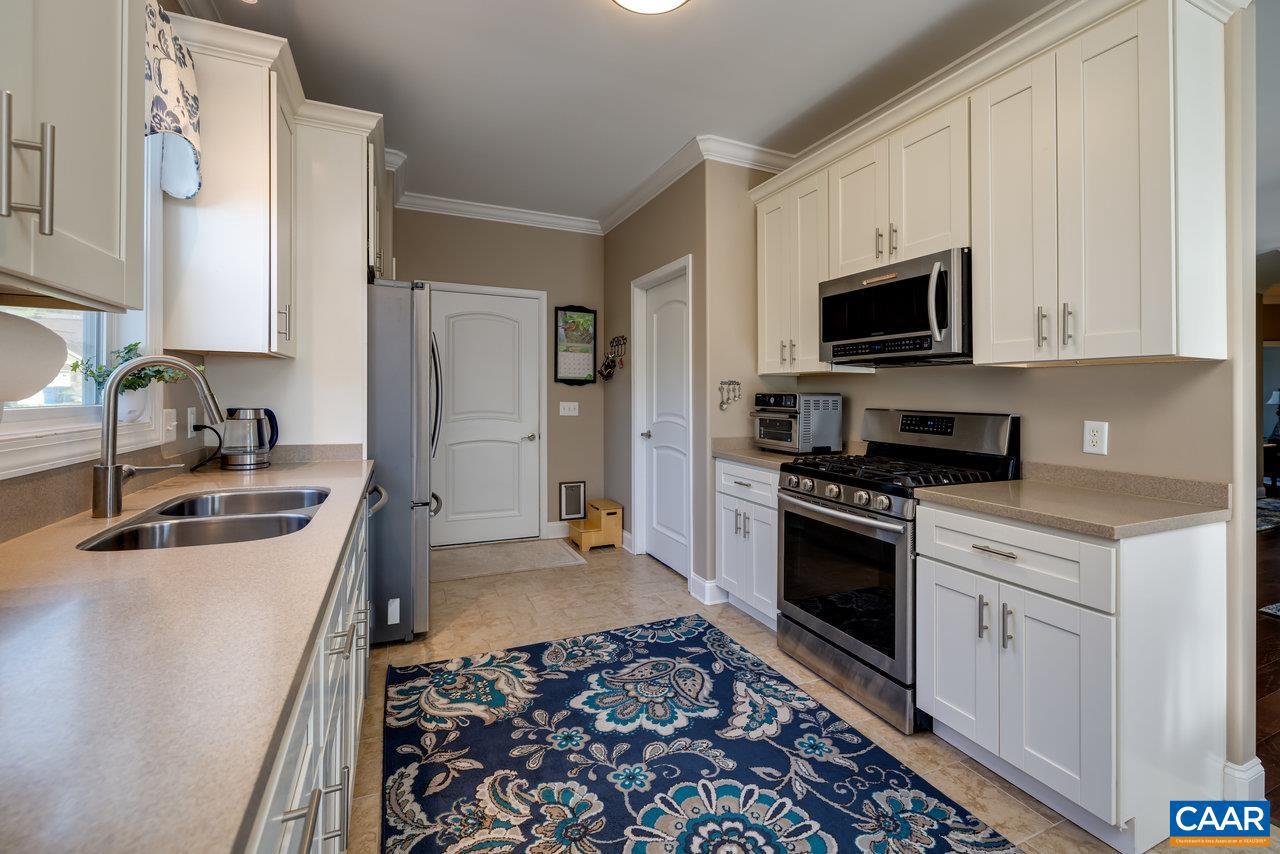 MEADOWBROOK - Residential