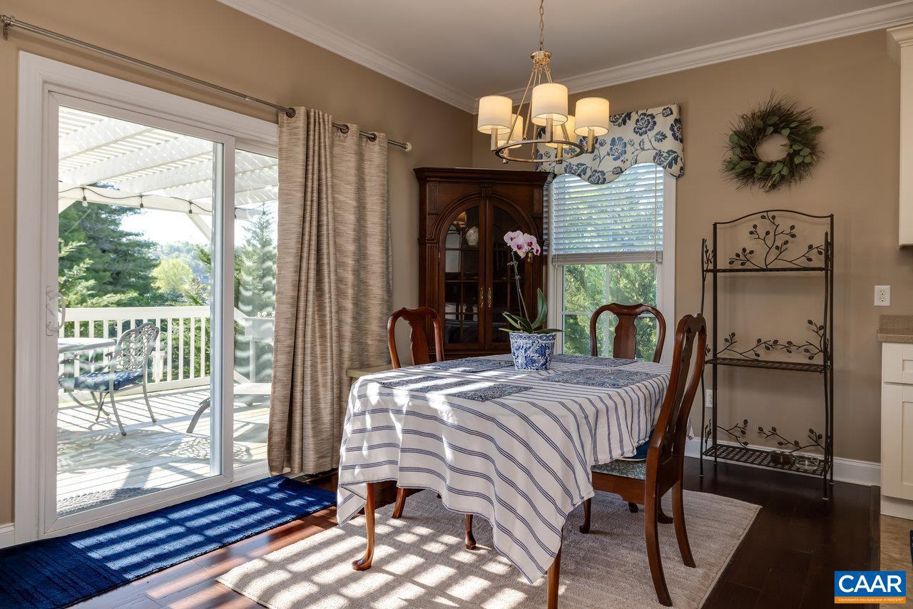 MEADOWBROOK - Residential