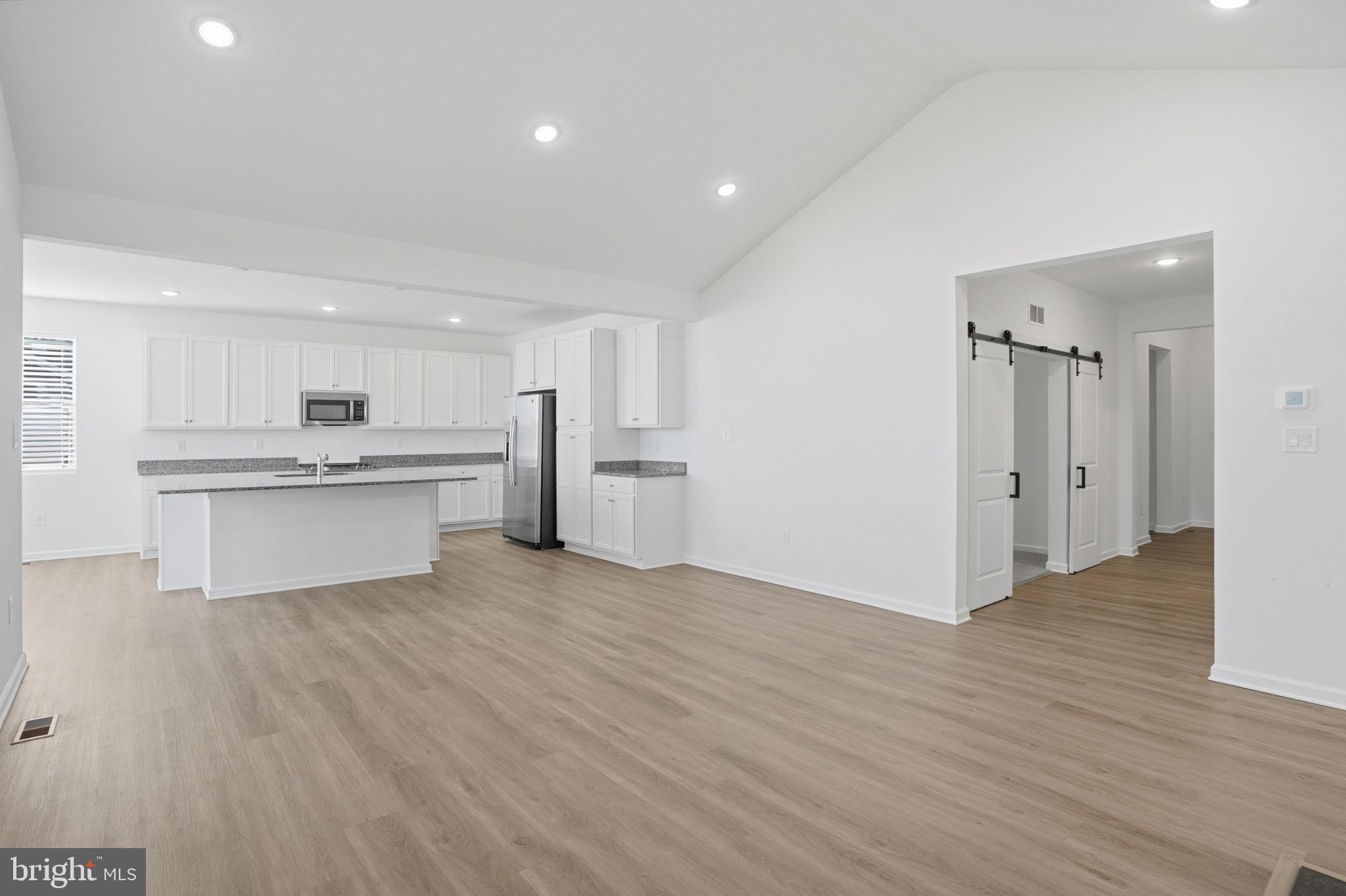 EGRET SHORES - Residential