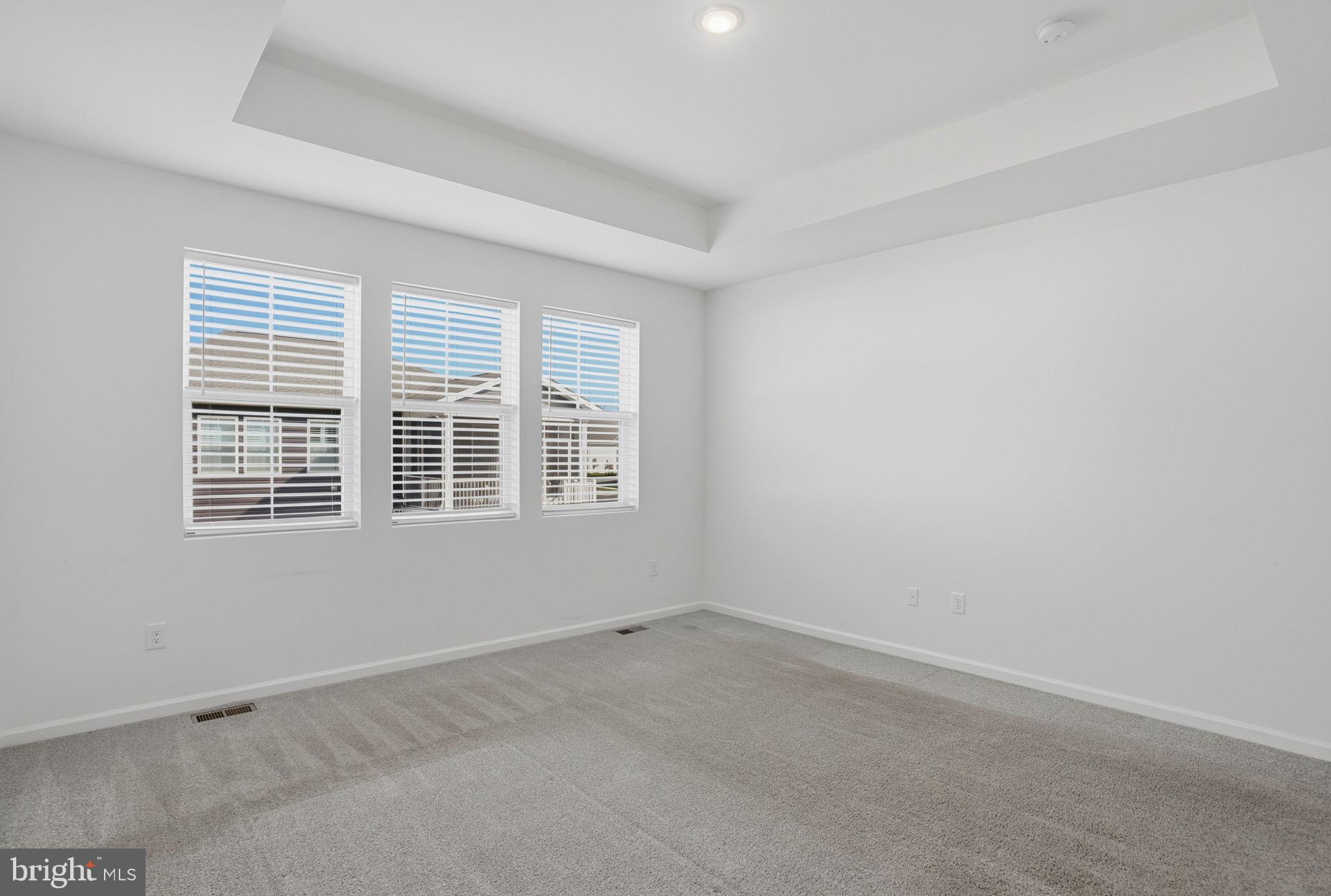 EGRET SHORES - Residential