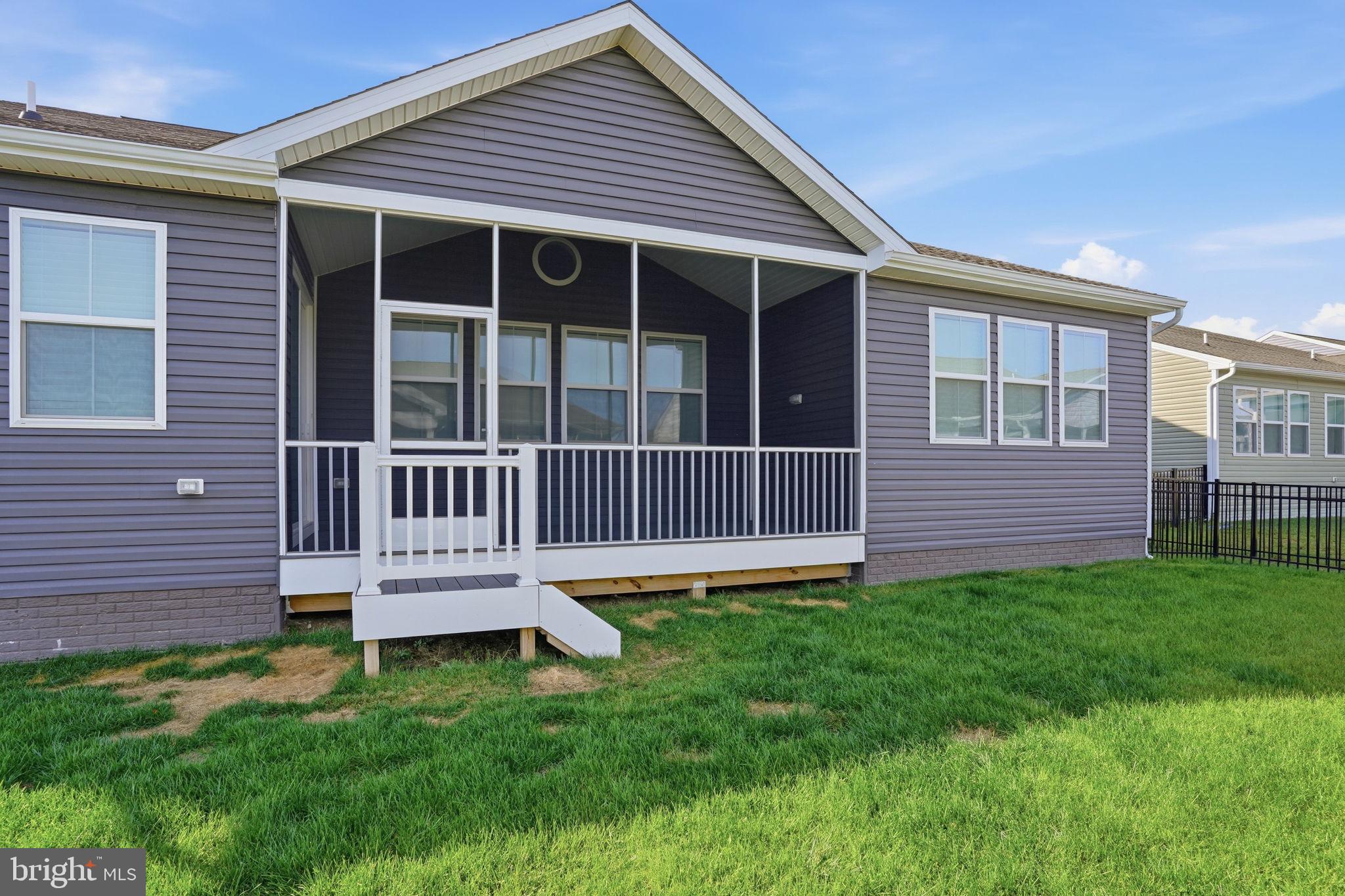 EGRET SHORES - Residential