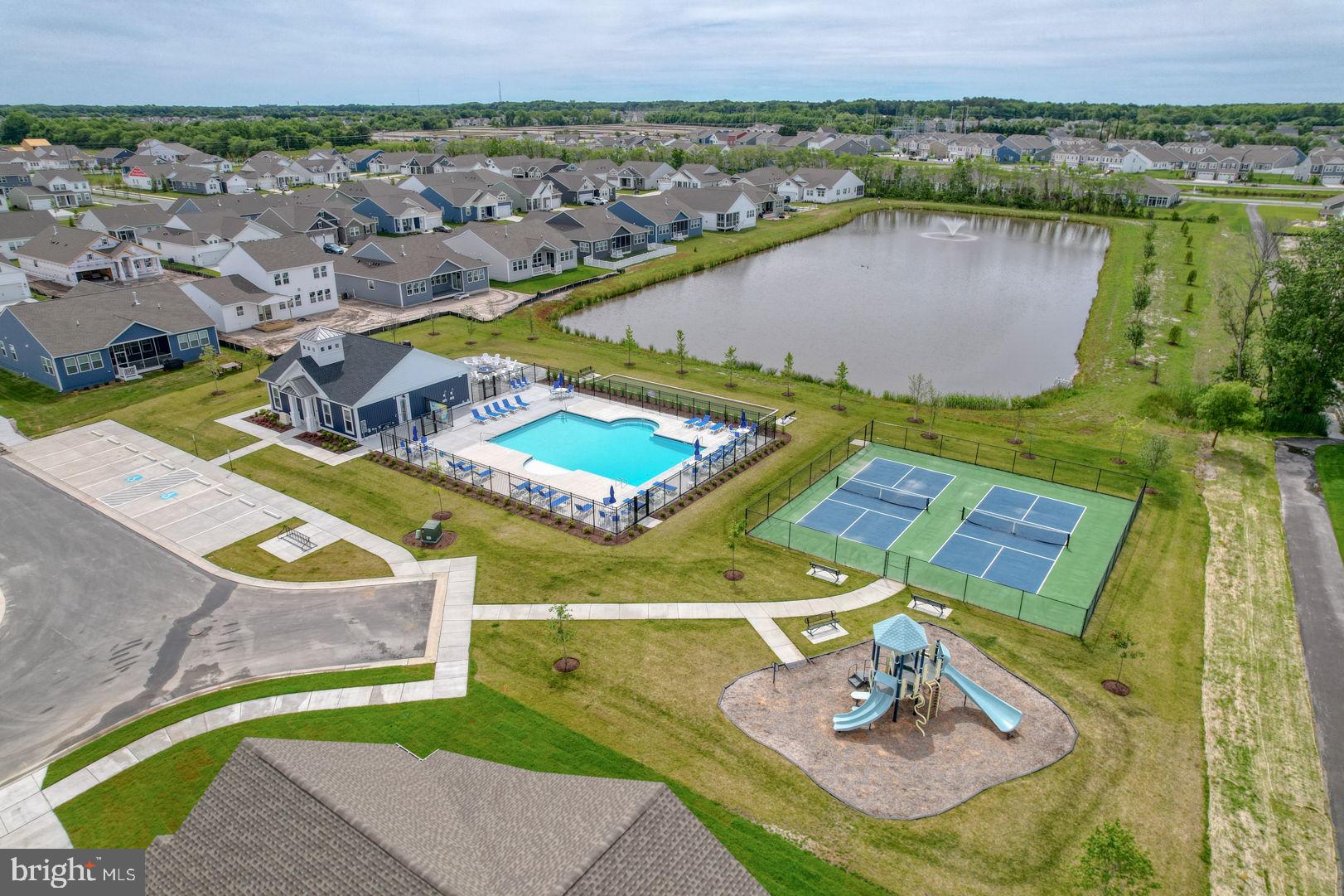 EGRET SHORES - Residential