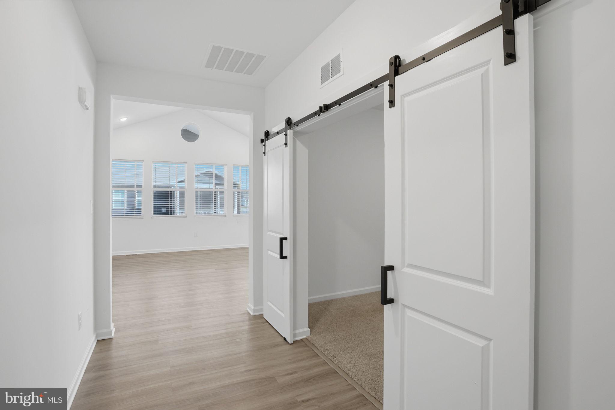 EGRET SHORES - Residential