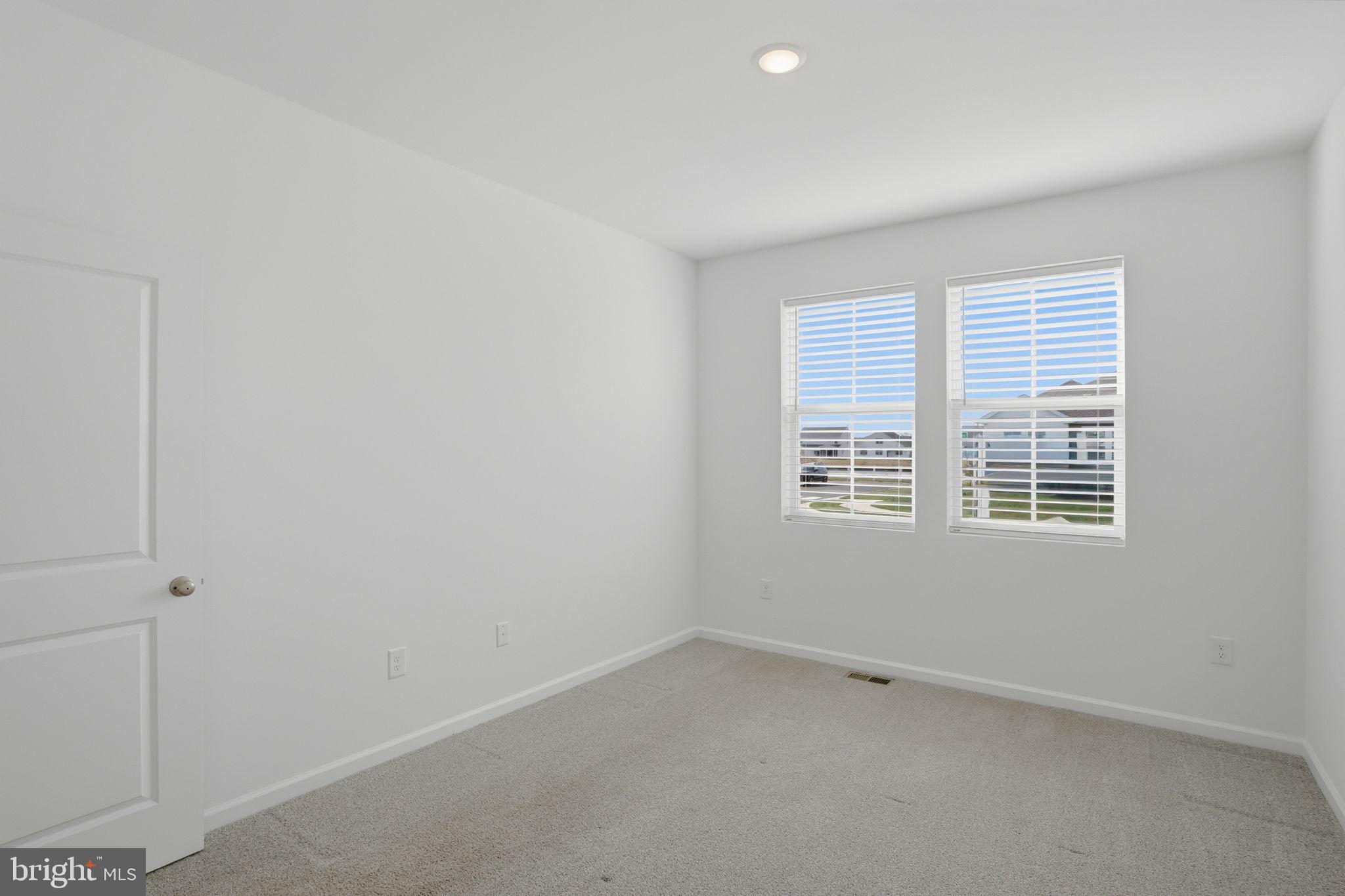 EGRET SHORES - Residential