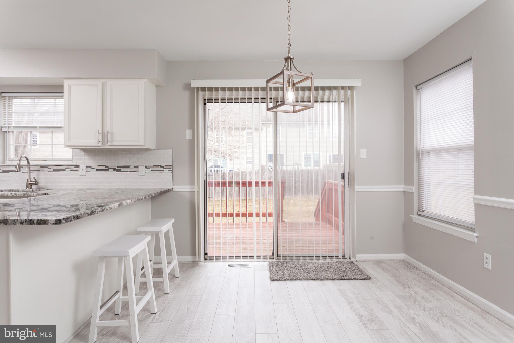 BUTTONWOODS - Residential