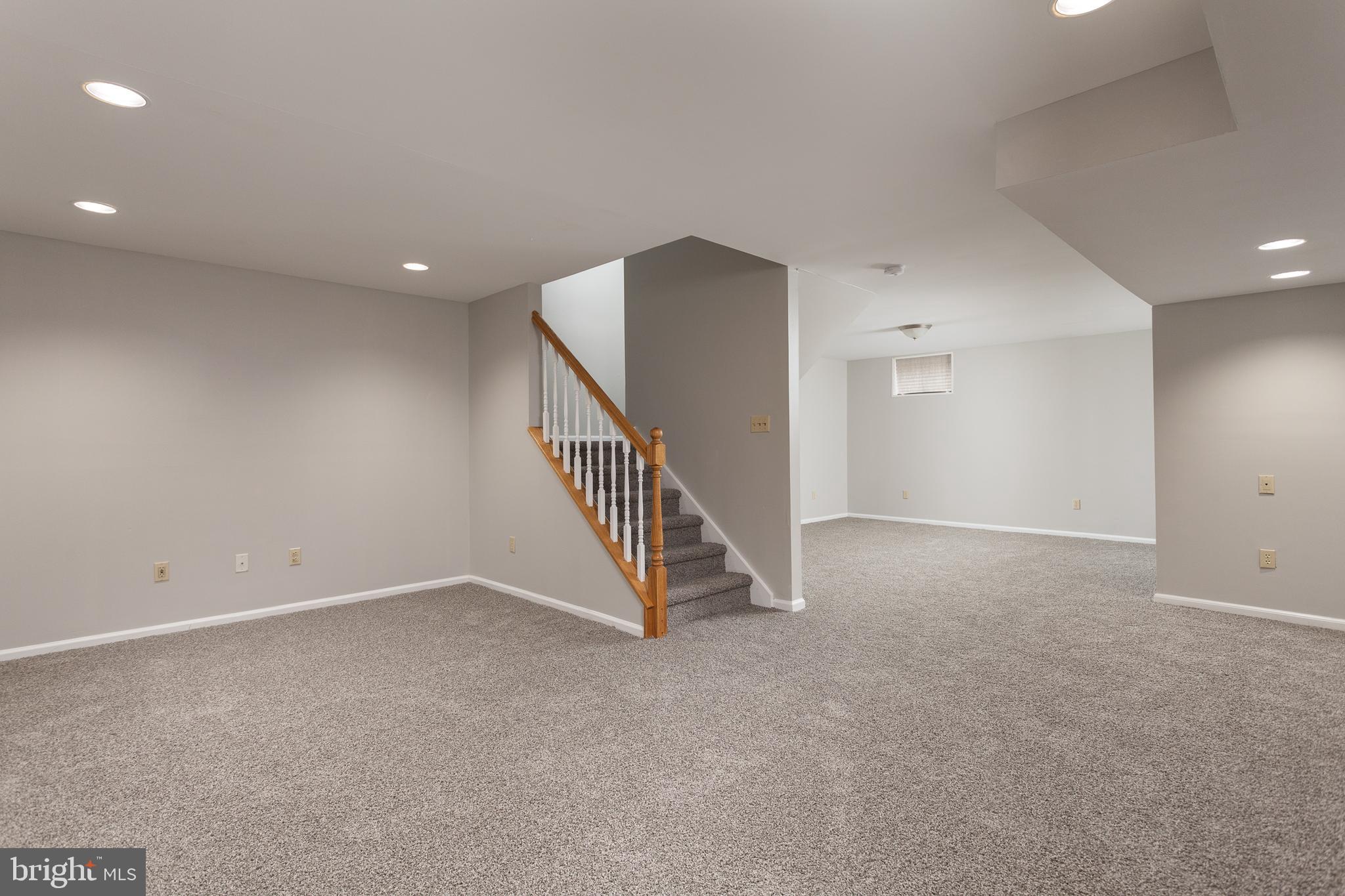 BUTTONWOODS - Residential