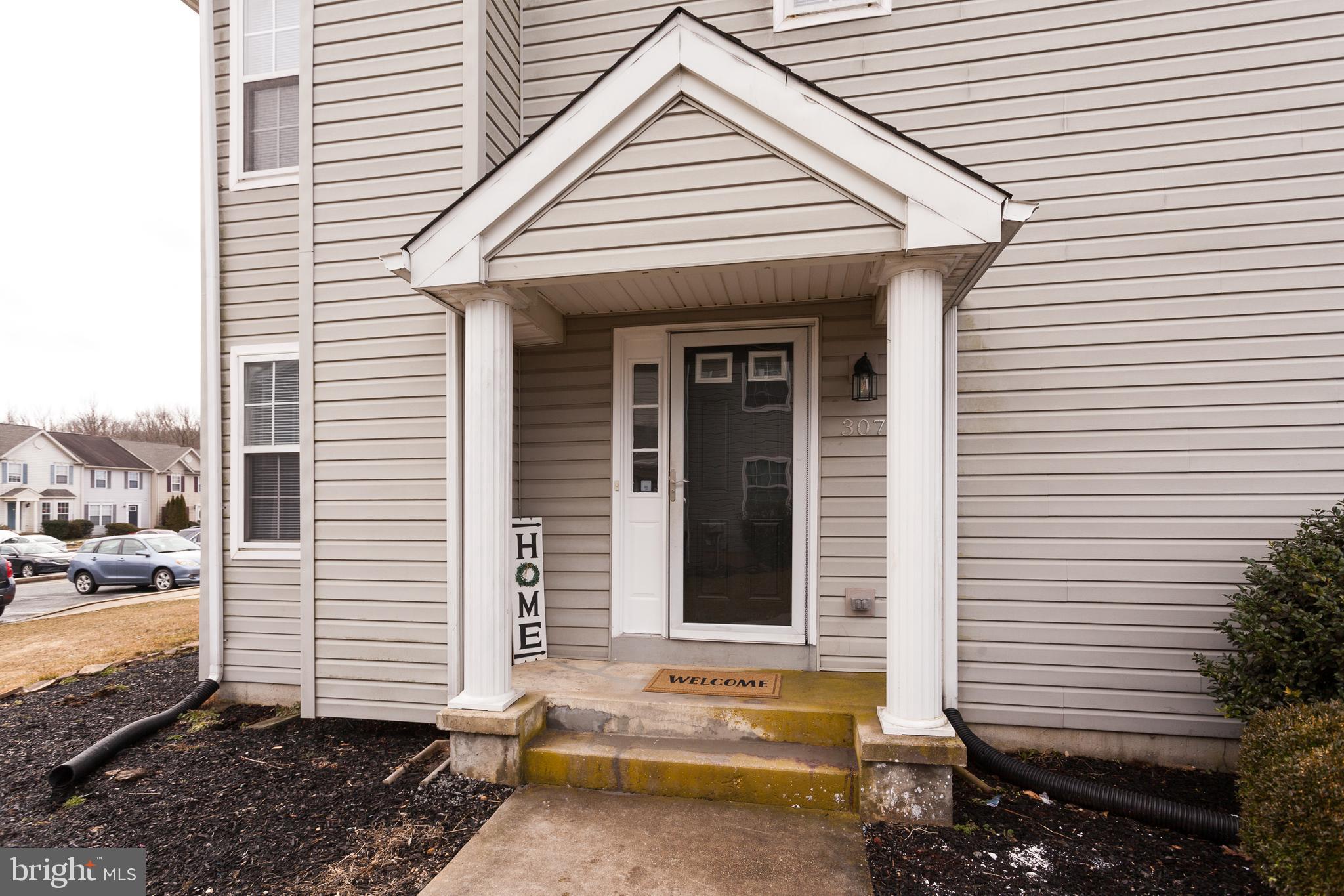 BUTTONWOODS - Residential