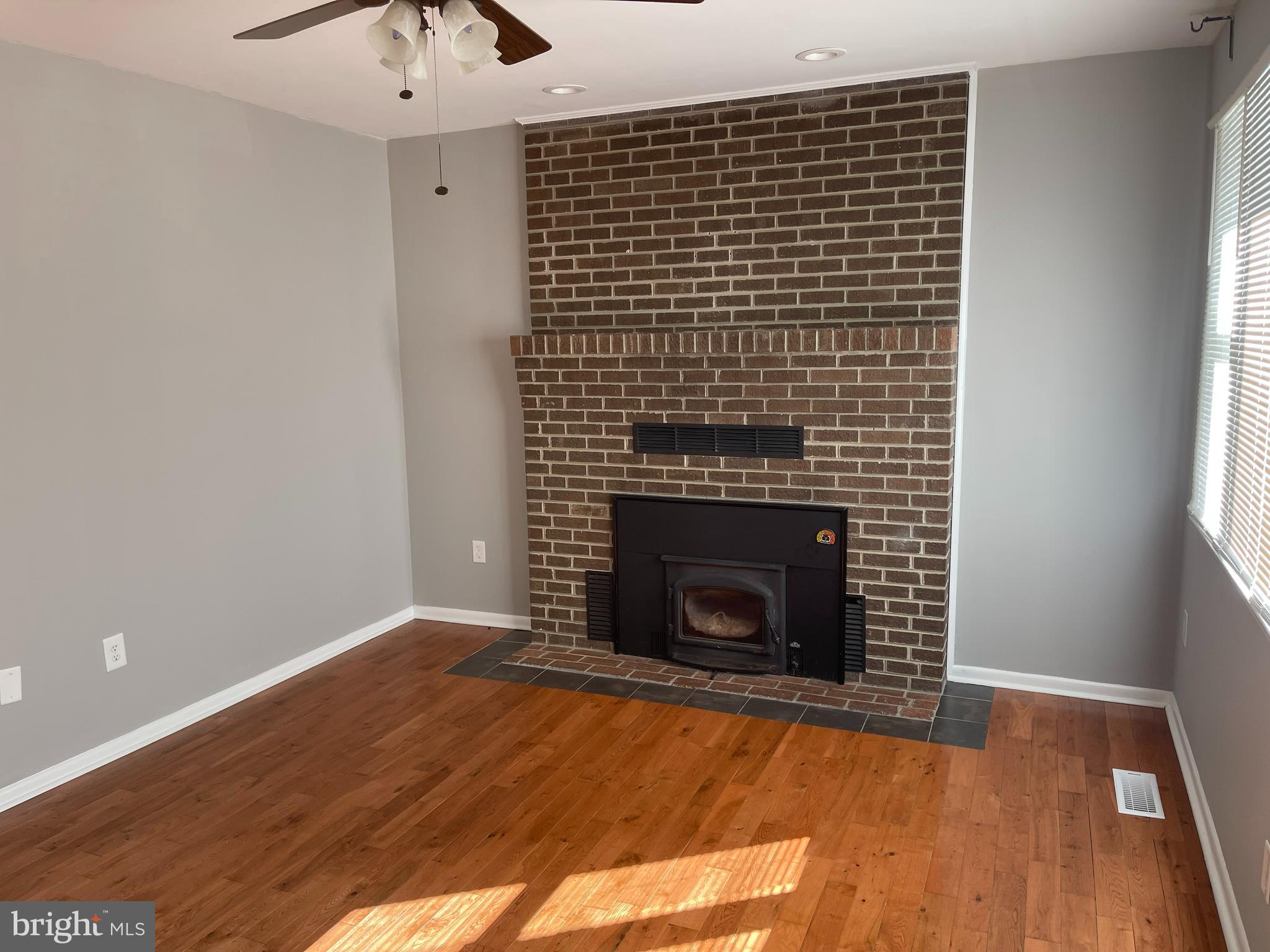 PLUM POINT - Residential Lease