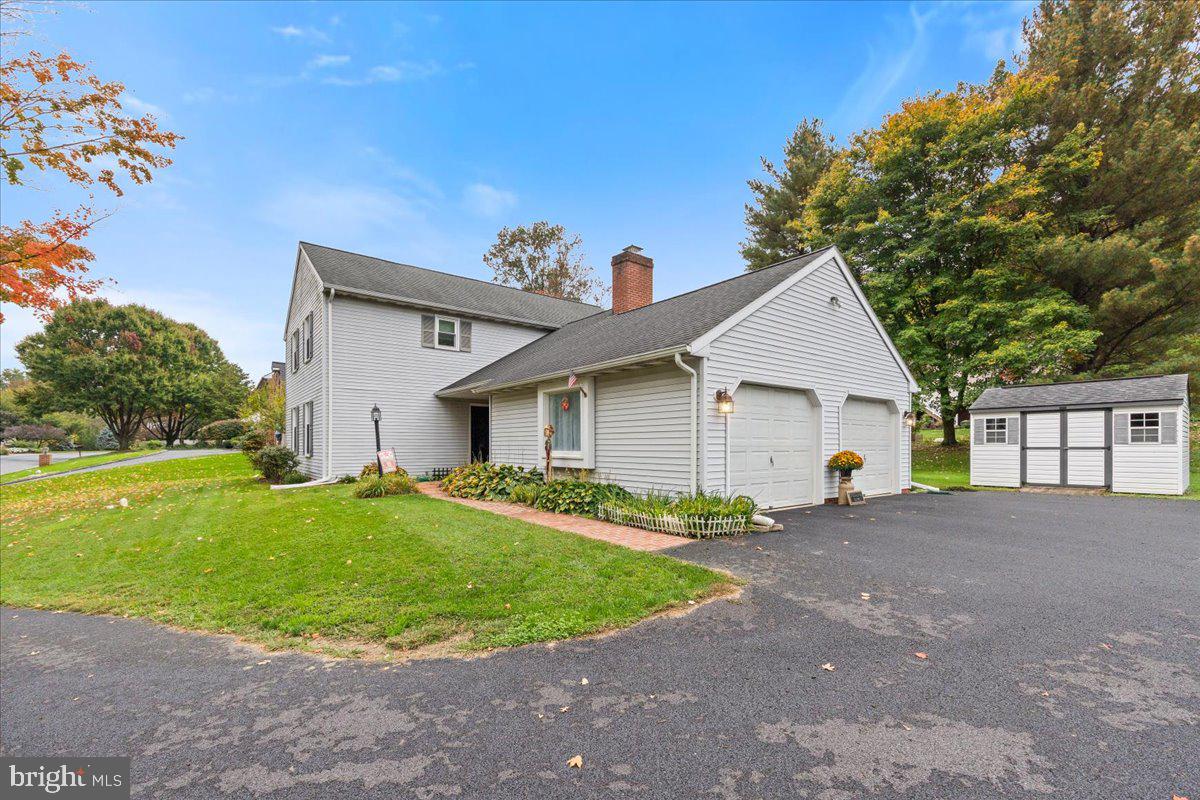 2618 CHESTNUT VALLEY DRIVE