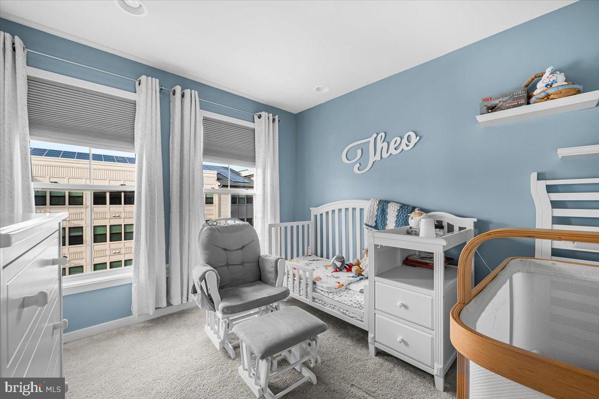 GLENMONT METROCENTRE - Residential Lease