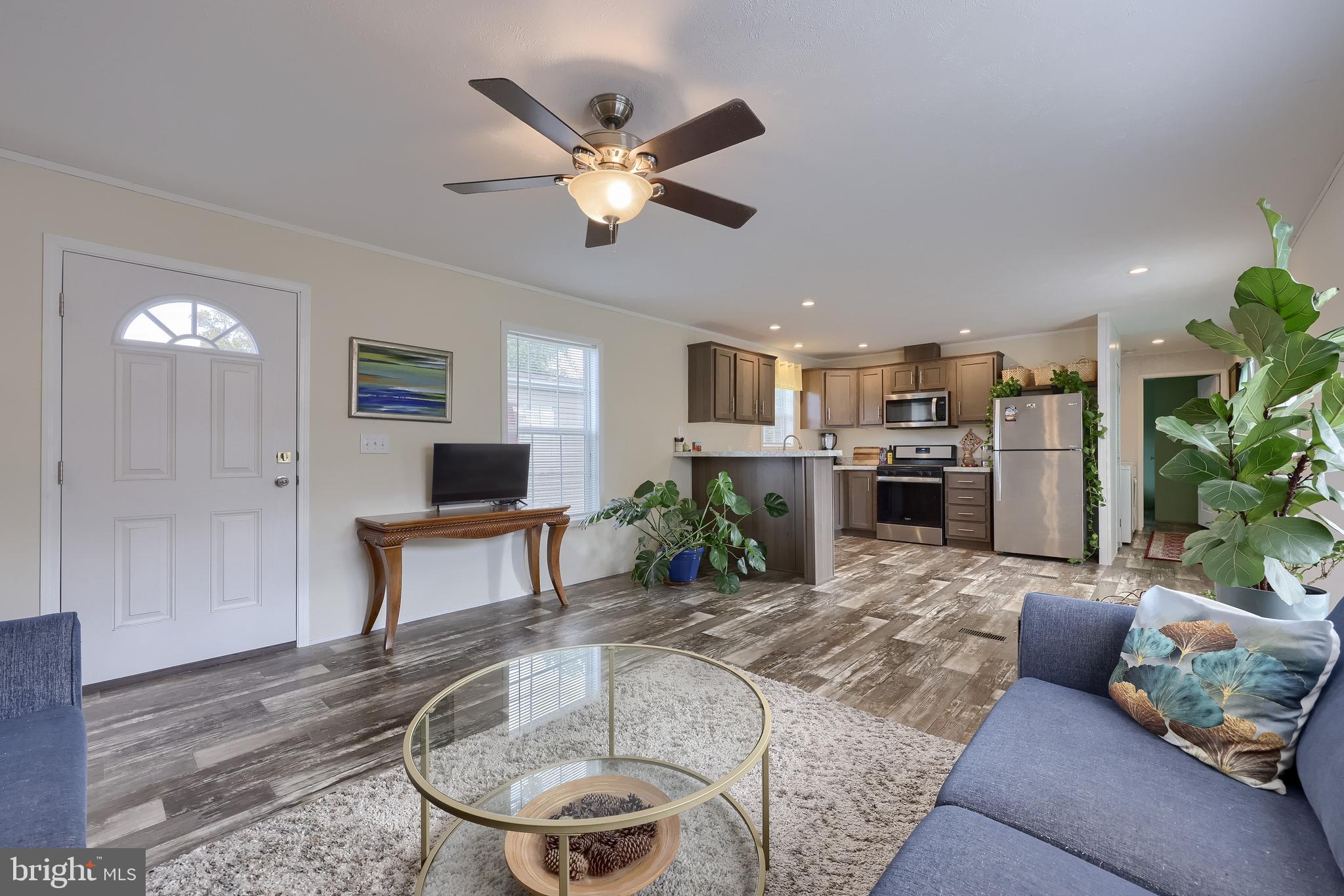 EASTWOOD VILLAGE - Residential