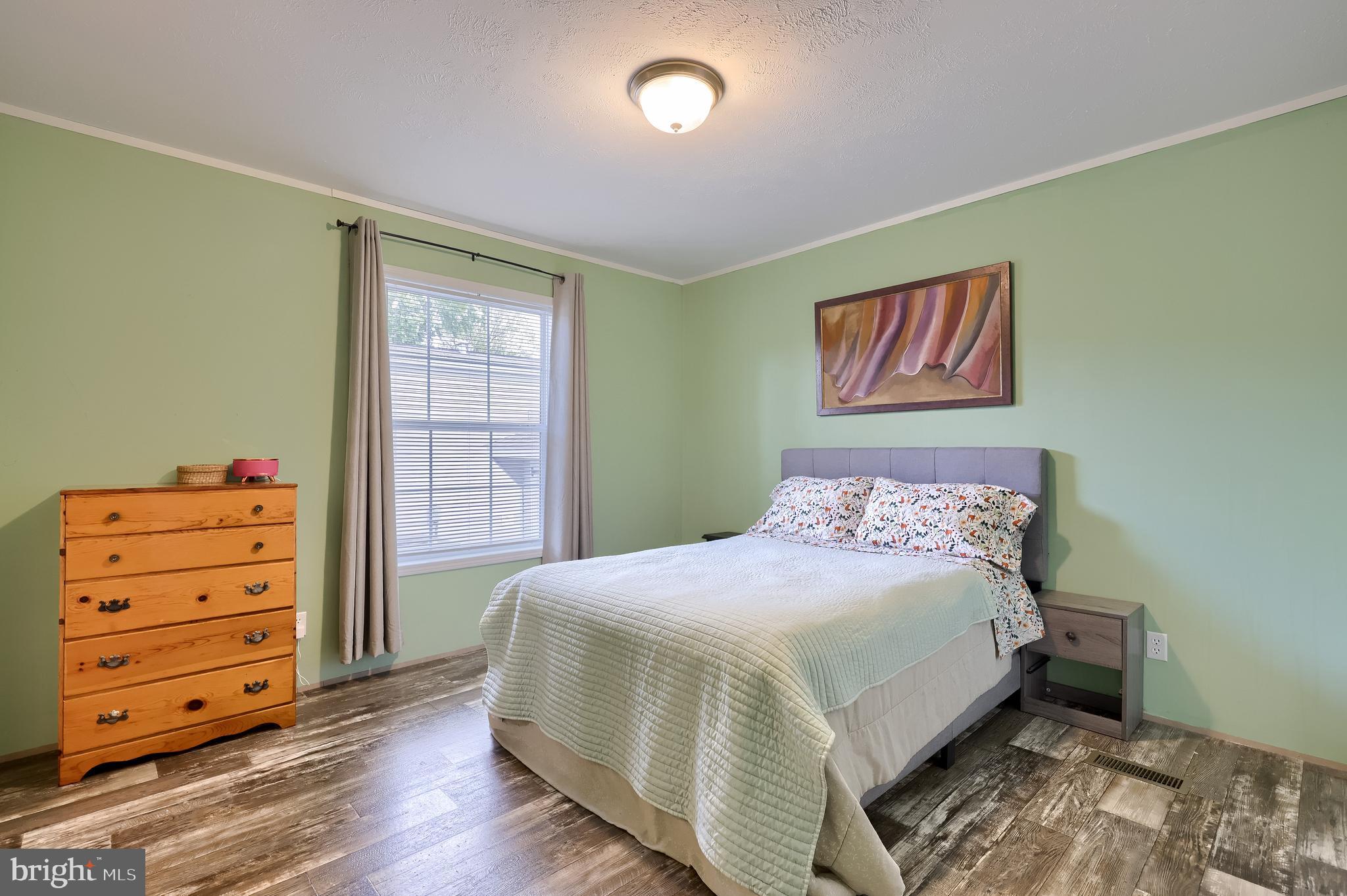 EASTWOOD VILLAGE - Residential