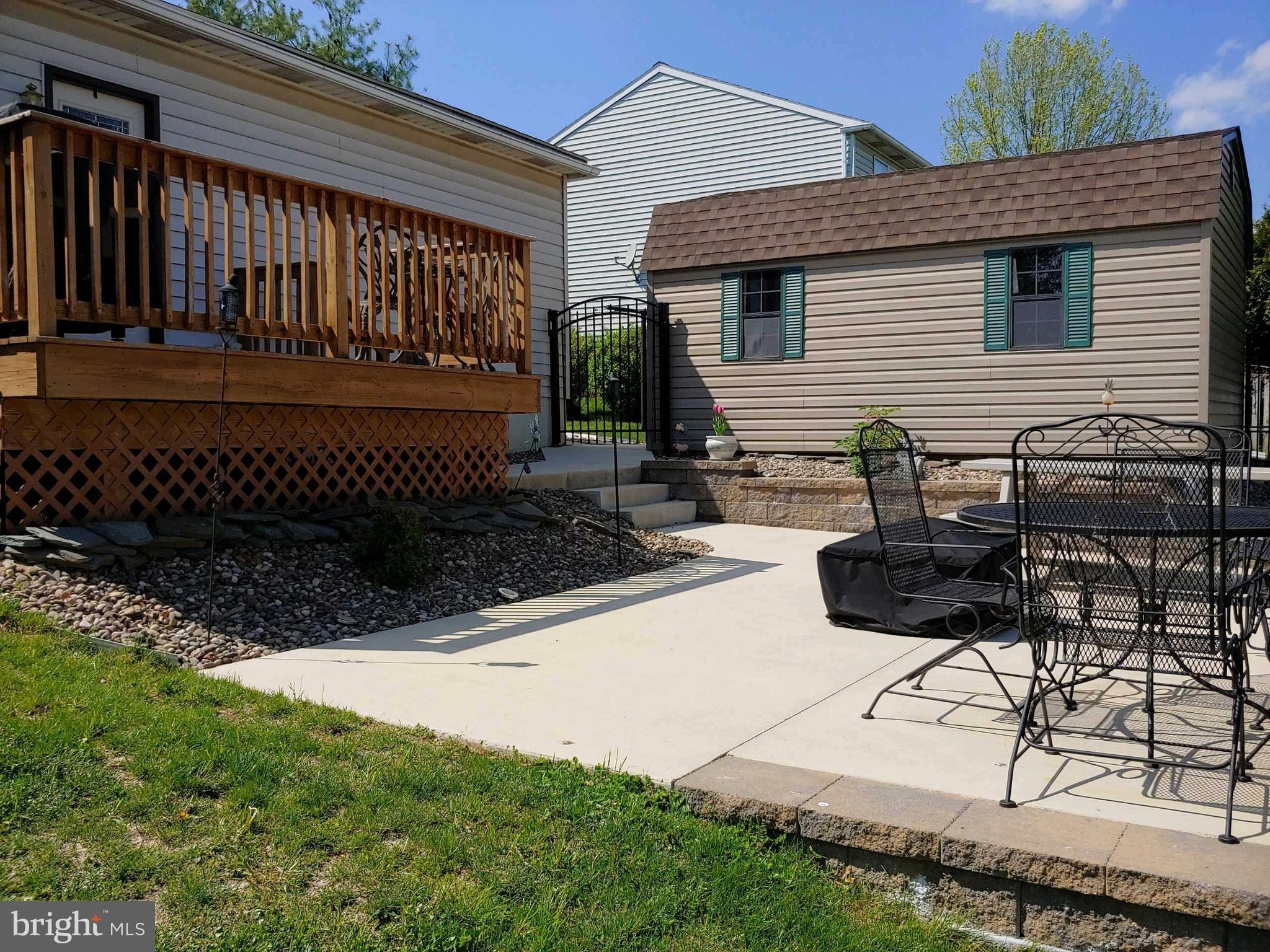 SUMMIT VIEW - Residential