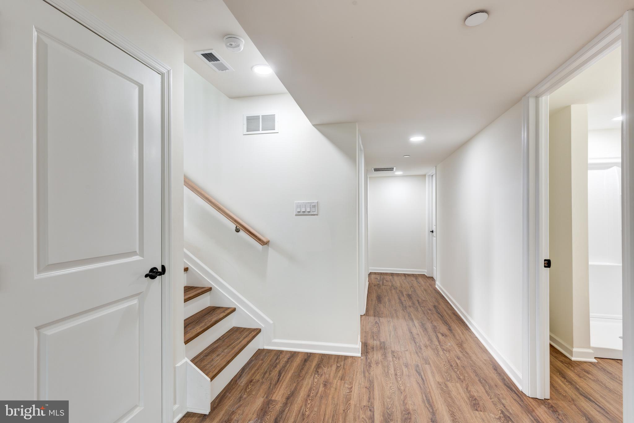 VALLEY VISTA - Residential