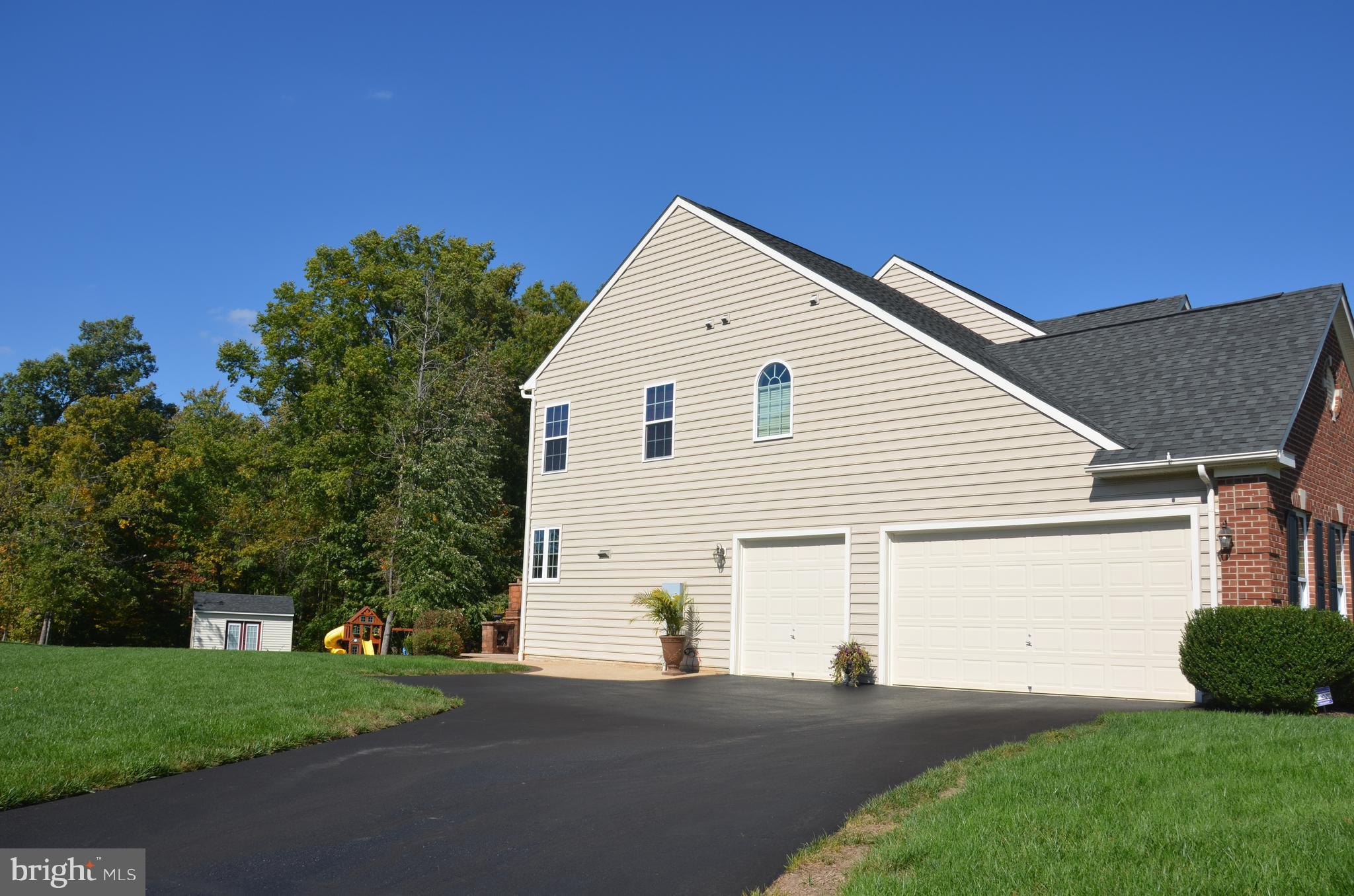 BROOKSIDE - Residential