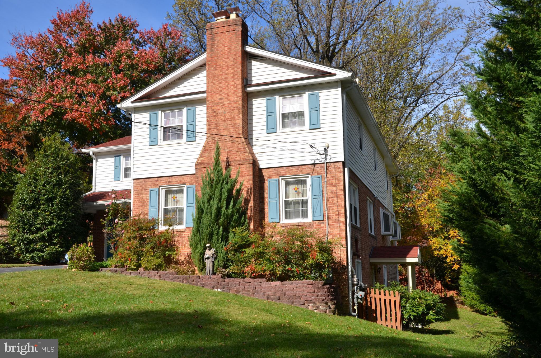 HILLANDALE - Residential