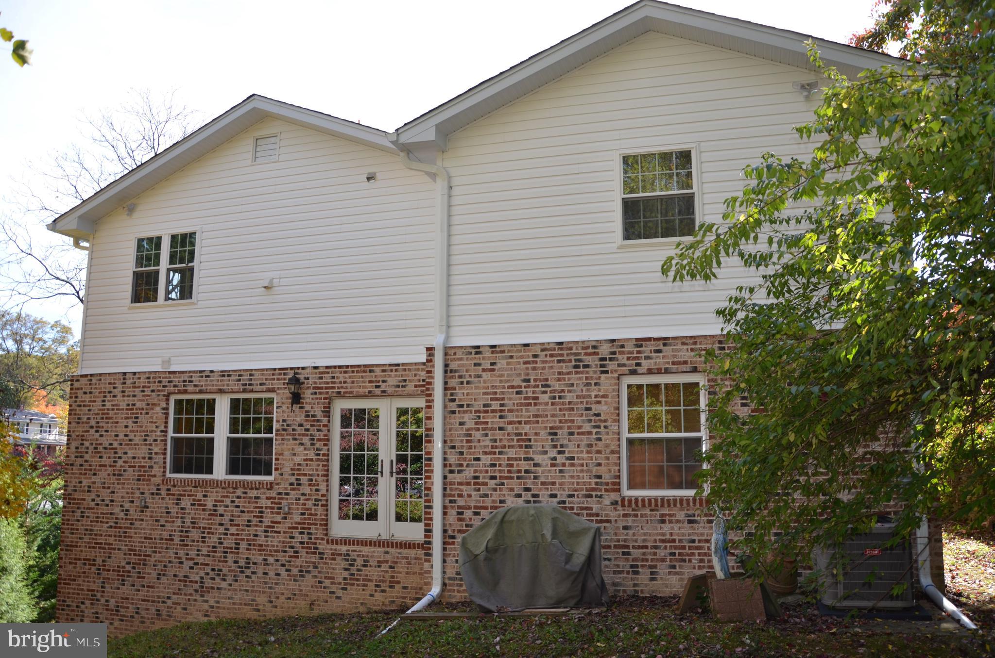 HILLANDALE - Residential