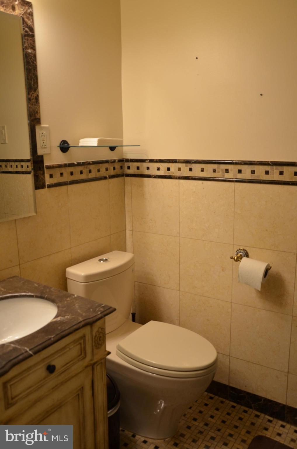 HILLANDALE - Residential