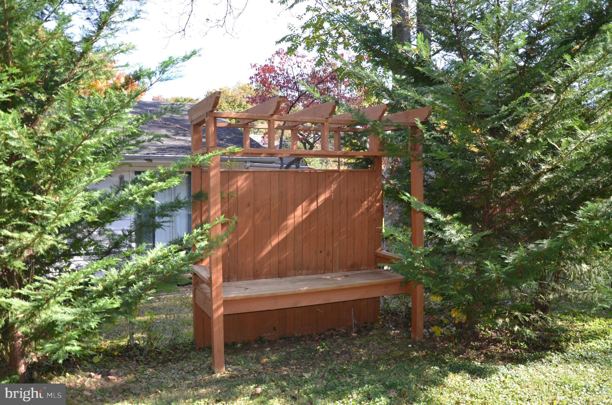 HILLANDALE - Residential