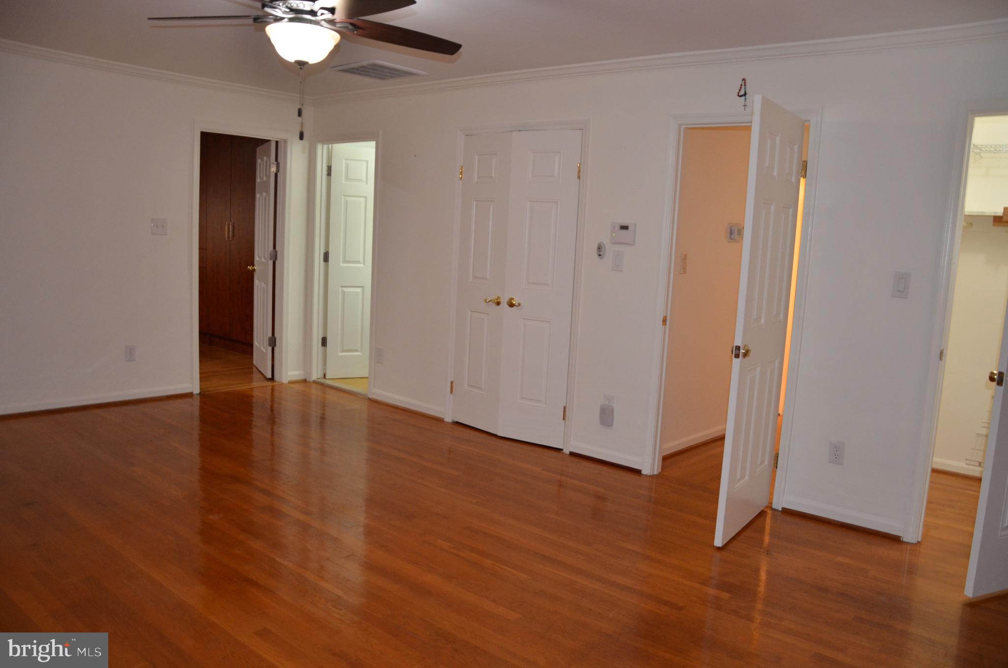 HILLANDALE - Residential