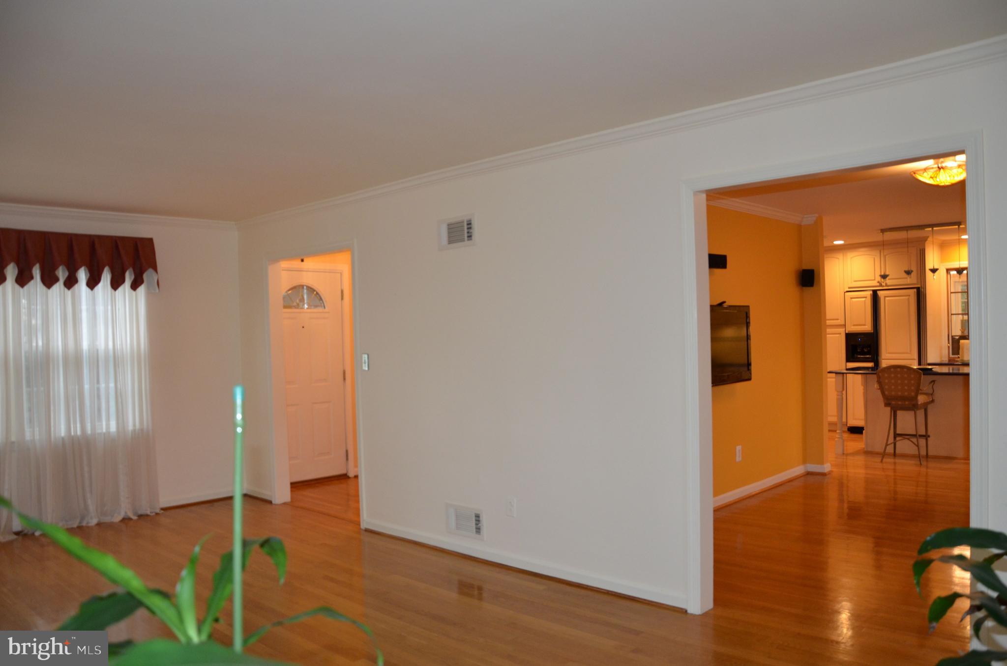 HILLANDALE - Residential