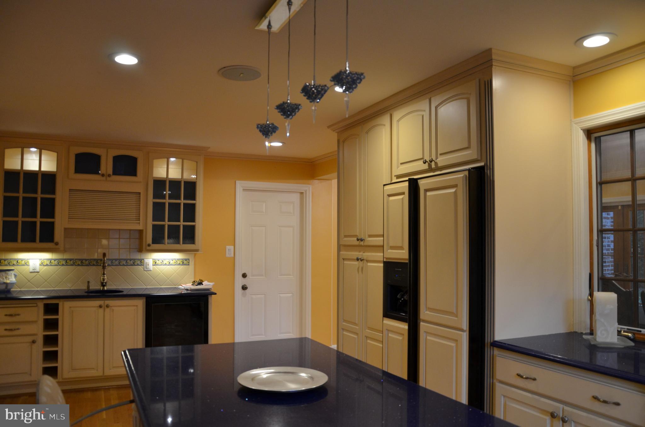 HILLANDALE - Residential