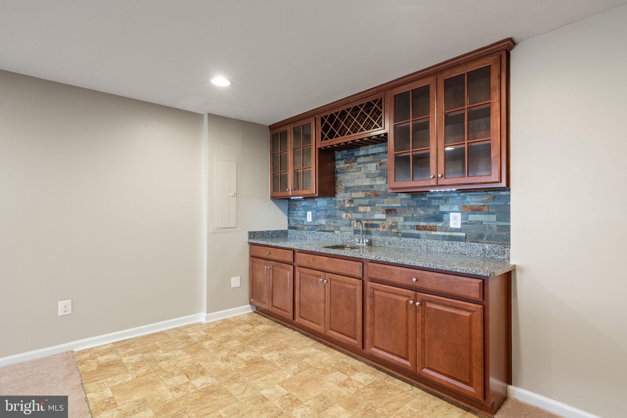 CARDINAL GROVE/EAGLES PT - Residential Lease