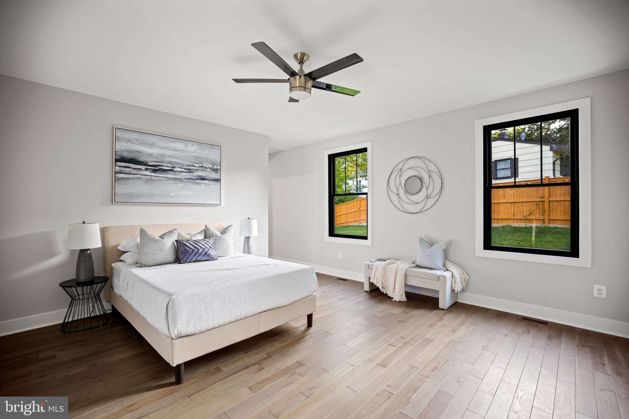 VIENNA WOODS - Residential