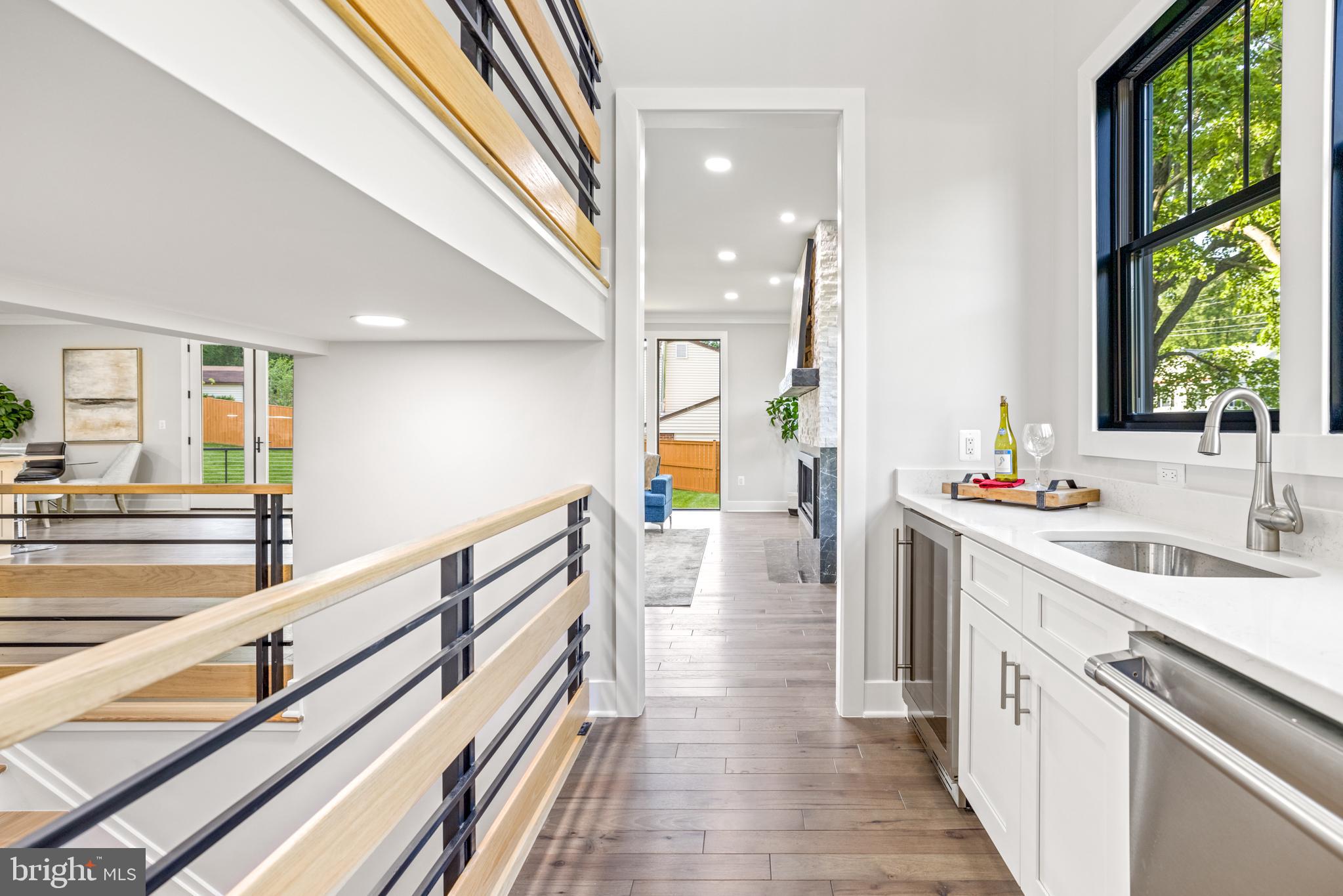 VIENNA WOODS - Residential