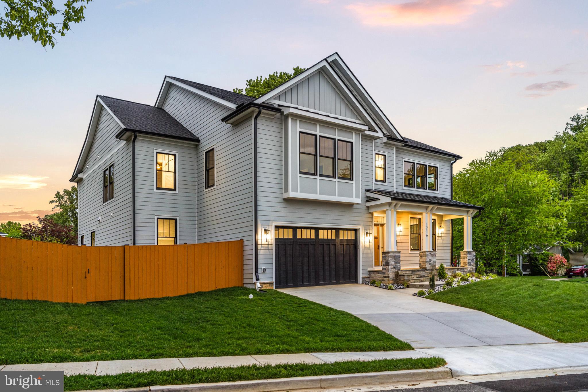 VIENNA WOODS - Residential