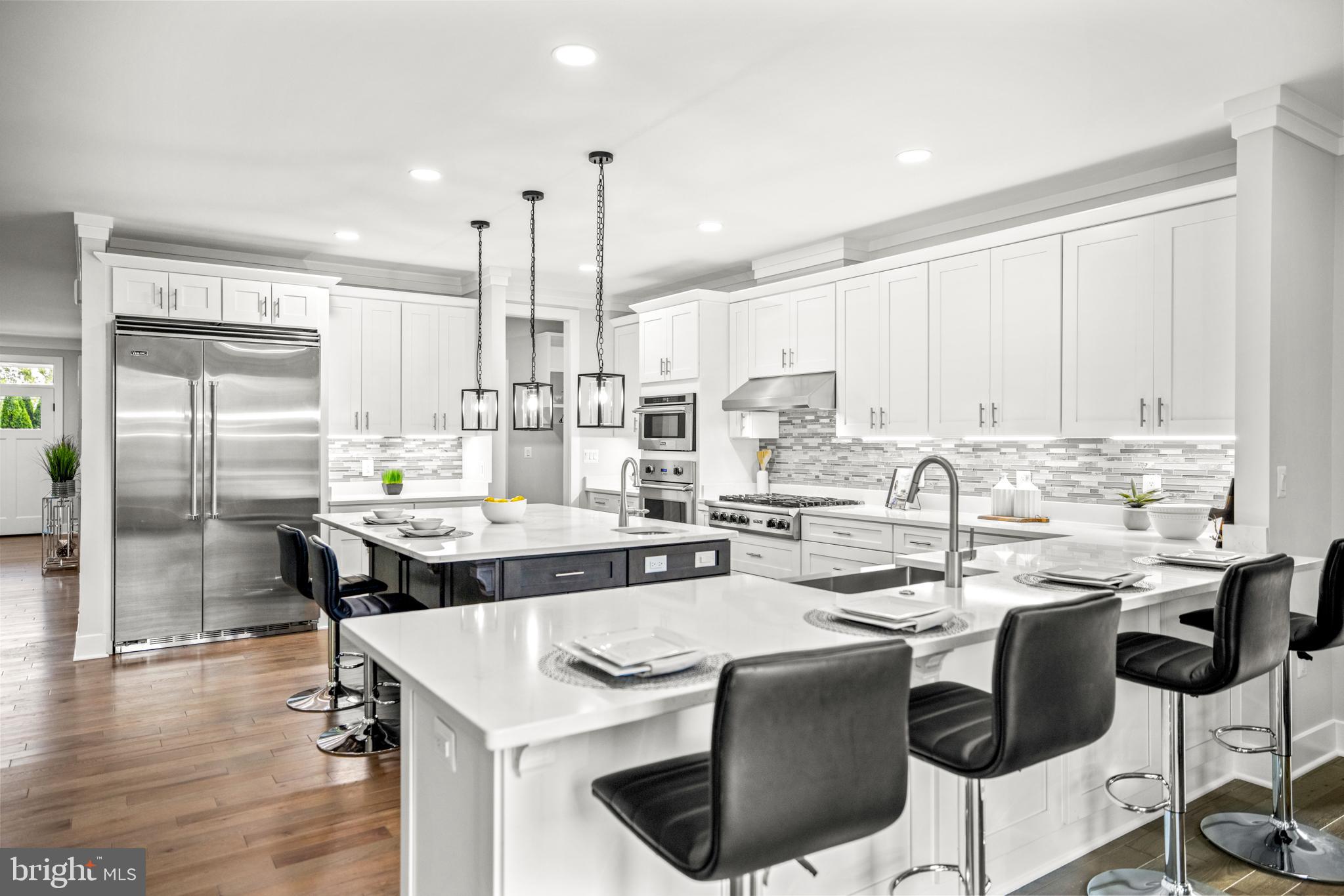 VIENNA WOODS - Residential