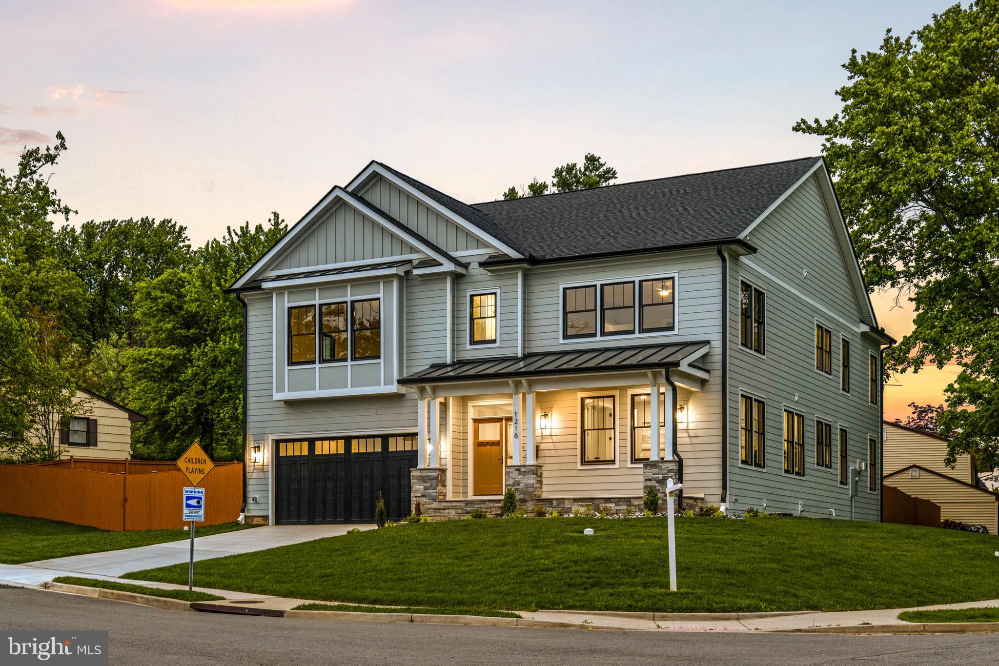 VIENNA WOODS - Residential