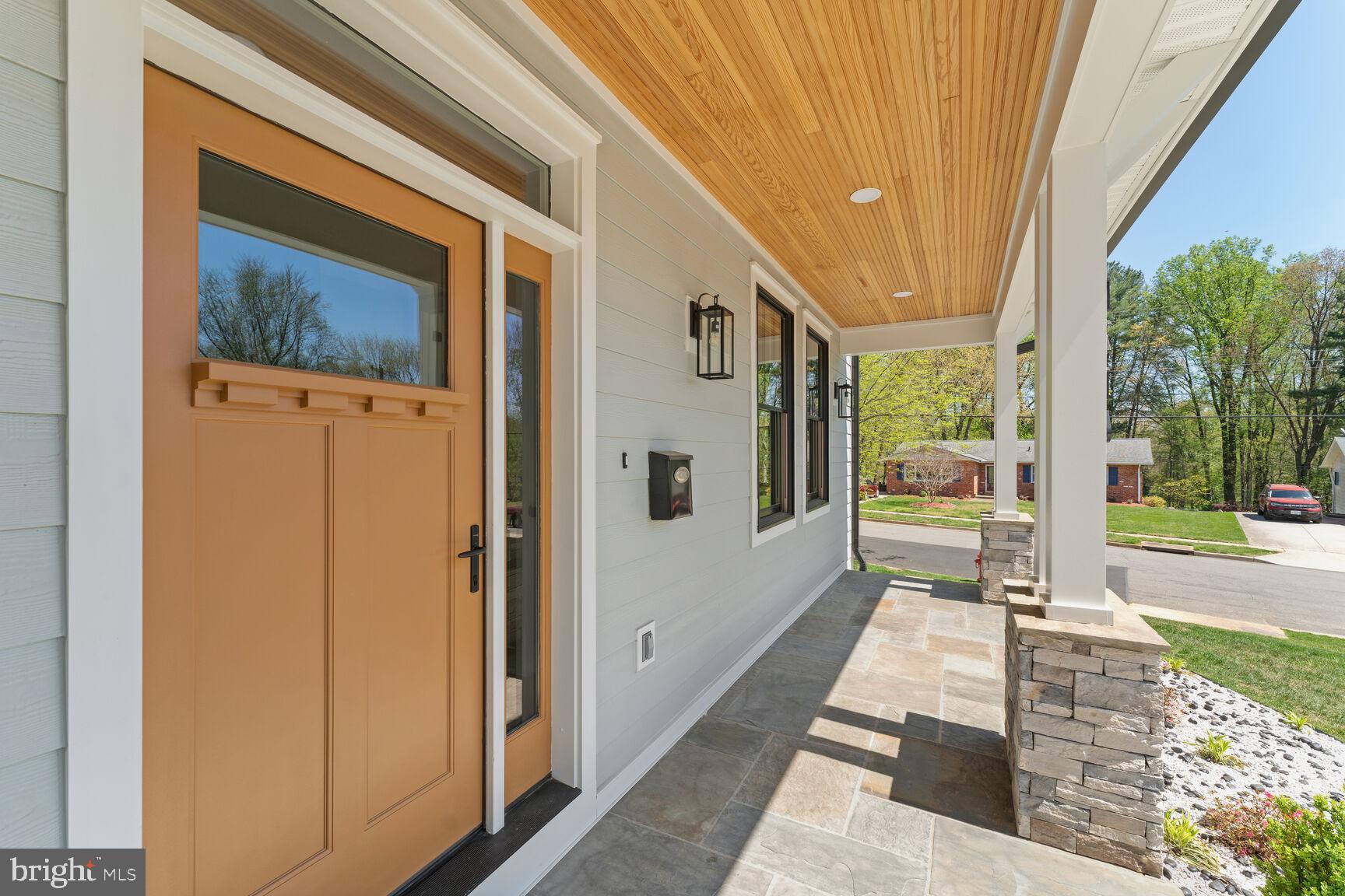 VIENNA WOODS - Residential