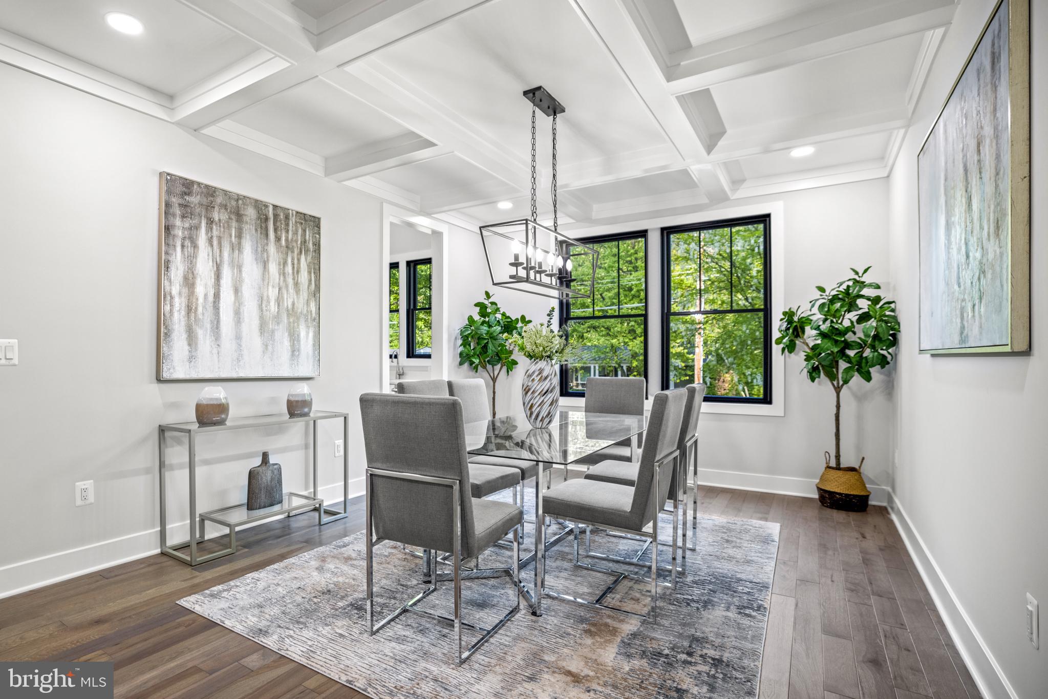 VIENNA WOODS - Residential