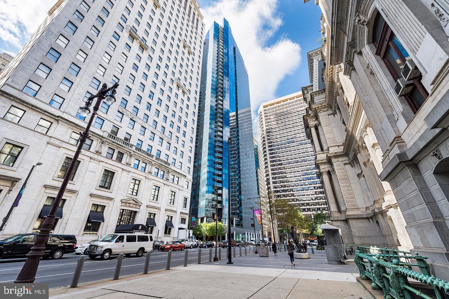 AVENUE OF THE ARTS - Residential Lease