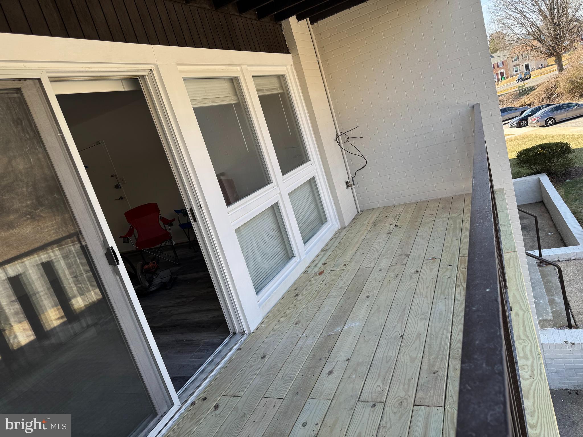 HUNTCREST CONDOMINIUM - Residential