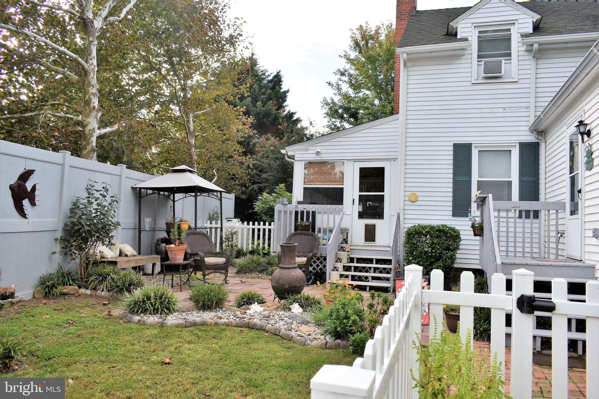 CENTREVILLE - Residential