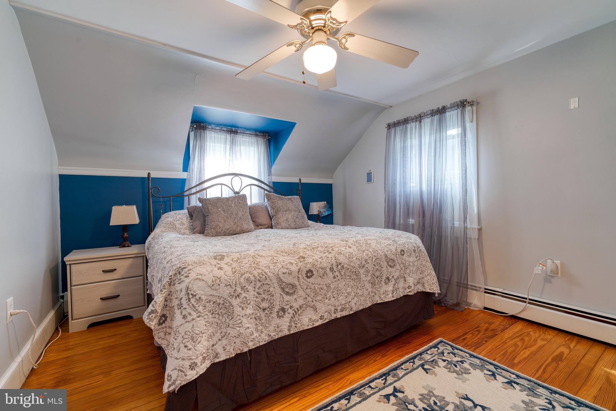 CENTREVILLE - Residential