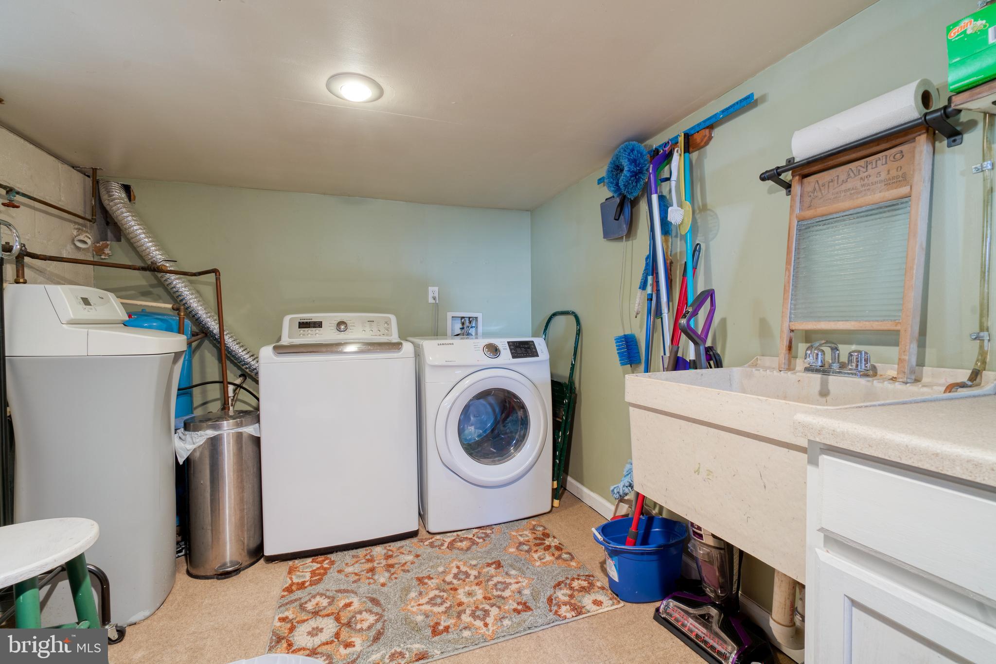 CENTREVILLE - Residential