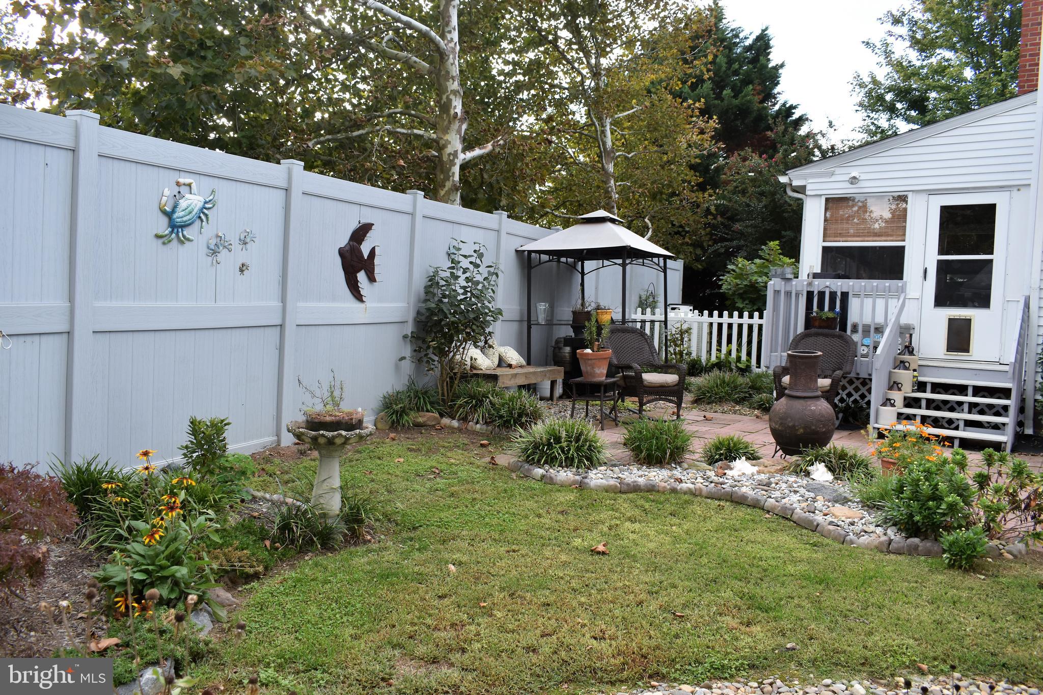 CENTREVILLE - Residential