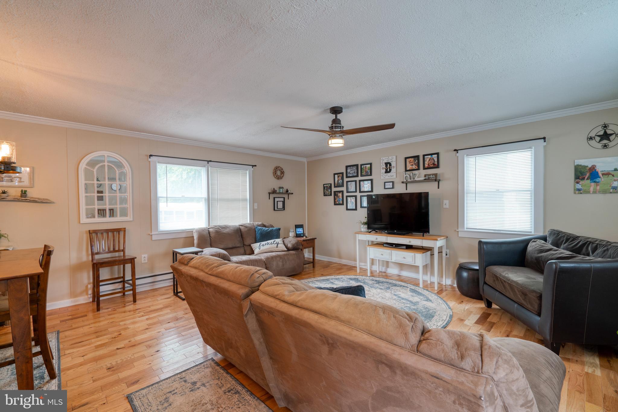 CENTREVILLE - Residential