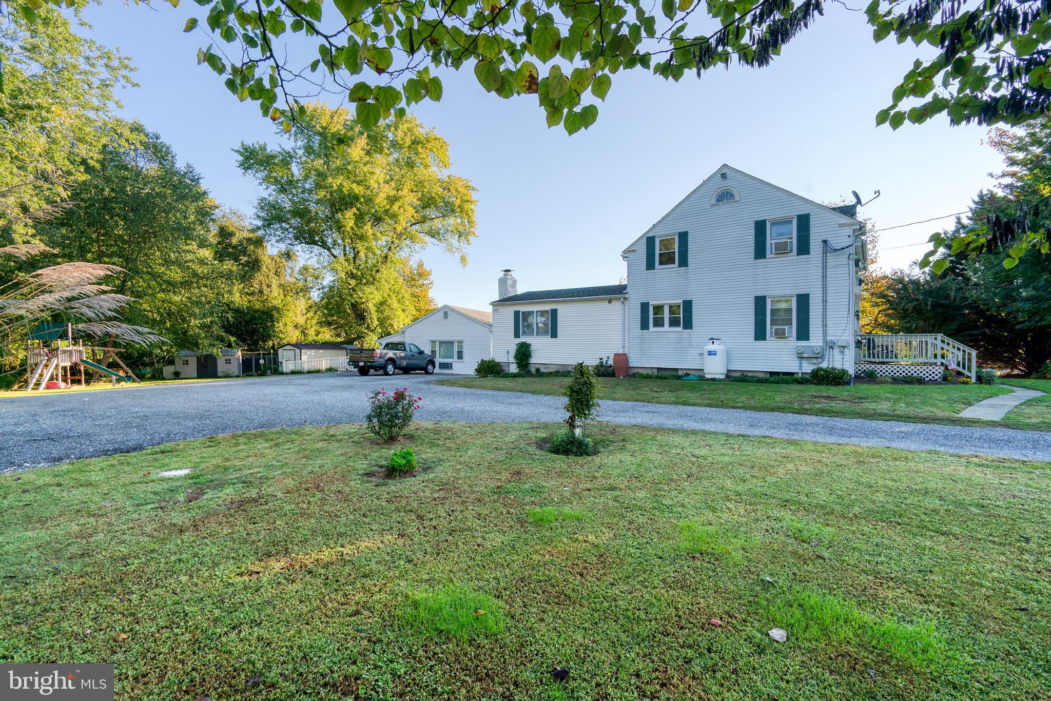 CENTREVILLE - Residential